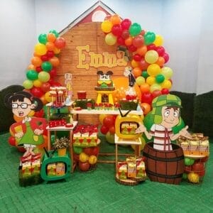 Tiểu cảnh sinh nhật nông trại đủ màu sắc BBX440