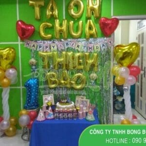 Bàn quà trang trí sinh nhật 0124