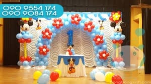 Trang trí bàn quà sinh nhật cho bé 0130