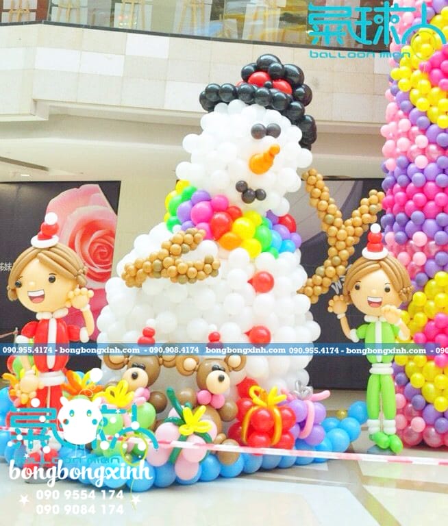 Mô hình bong bóng trang trí đêm giáng sinh tại đại sảnh NE016 Mô hình bong bóng trang trí đêm giáng sinh tại đại sảnh NE016