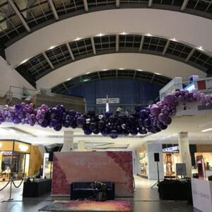 Dây bong bóng trang trí khai trương