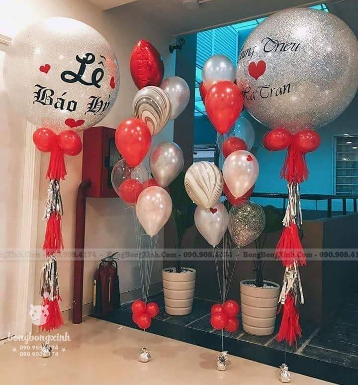 1555468131tron-bo-bong-bong-bay-trang-tri-sinh-nhat Trang trí bóng bay đỏ, trắng và bạc