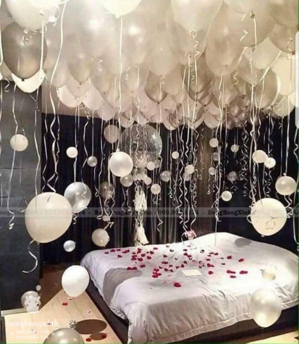 Trang trí sinh nhật phòng ngủ bằng bong bóng bay sang trọng BB087