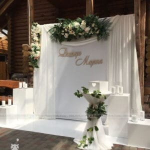Backdrop tiệc cưới trắng tinh khôi BRC017