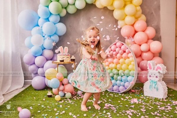 Tổ chức sinh nhật tại nhà tiểu cảnh trang trí thỏ bông cầu vồng TCSN003 Tổ chức sinh nhật tại nhà tiểu cảnh trang trí thỏ bông cầu vồng TCSN003