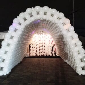 Cổng chào sinh nhật kiêm đường dẫn màu trắng BBX062