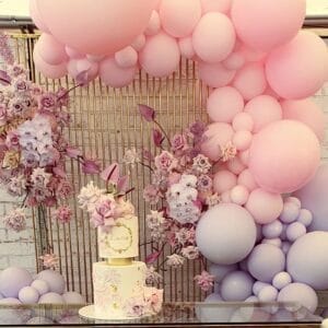 Trang trí bàn quà sinh nhật bạn gái tại gia BBX068