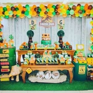 Trang trí sinh nhật trọn gói công viên khủng long BBX199