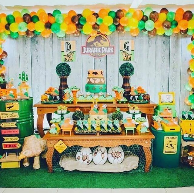 Trang trí sinh nhật trọn gói công viên khủng long BBX199 Trang trí sinh nhật trọn gói công viên khủng long BBX199