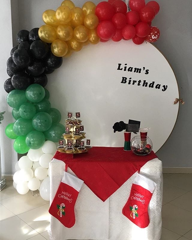 Bàn quà sinh nhật đơn giản cho mùa giáng sinh ấm áp BBX248 Bàn quà sinh nhật đơn giản cho mùa giáng sinh ấm áp BBX248