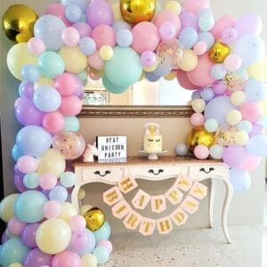 Bàn quà sinh nhật màu pastel đơn giản BBX256