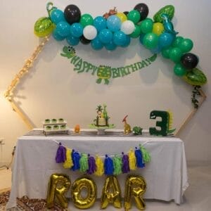 Bàn quà sinh nhật khủng long BBX319