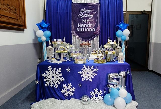 Bàn quà sinh nhật dịp giáng sinh BBX375 Bàn quà sinh nhật dịp giáng sinh BBX375