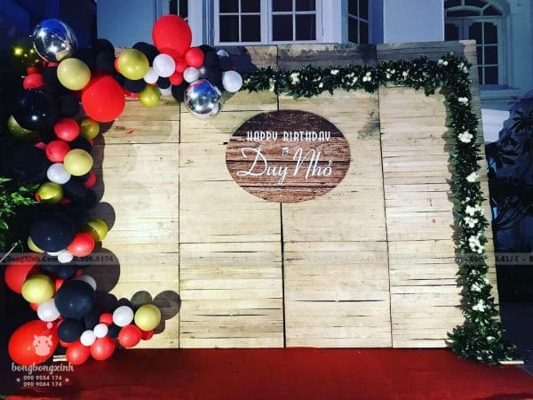 Backdrop phẳng trang trí tiệc sinh nhật phong cách Rustic mộc độc đáo
