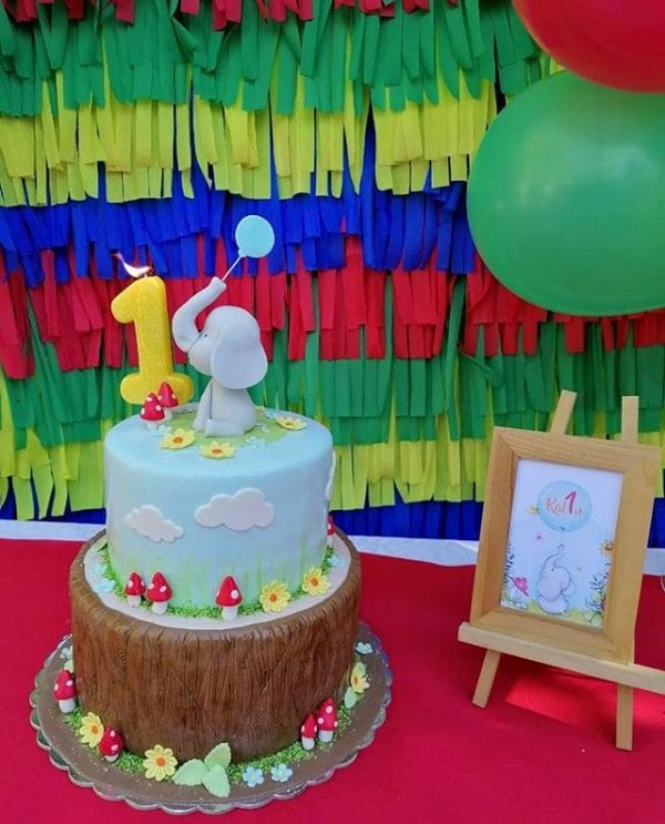 Bánh kem phụ kiện sinh nhật cùng hình ảnh chú voi con dễ thương, ngộ nghĩnh BBX064