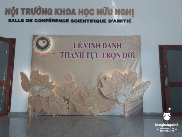 Backdrop 3D trang trí hóa tiết 3D nỗi cùng logo BBX112