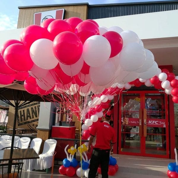 Bong bóng bay cùng bộ sản phẩm cổng chào khai trương