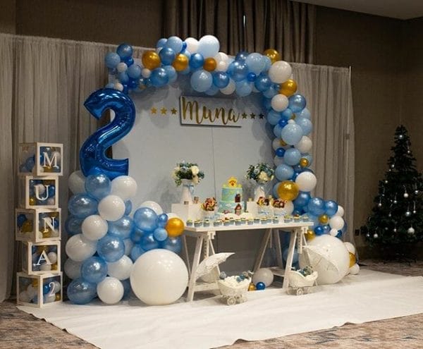 Trang trí bàn quà sinh nhật chủ đề nông trại góc nhìn 3 BBX170