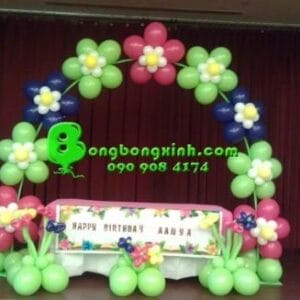 Bàn quà sinh nhật 0115