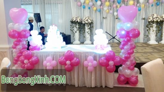 Bàn kí tên tiệc cưới màu hồng trắng xinh xắn 035 Bàn kí tên tiệc cưới màu hồng trắng xinh xắn 035