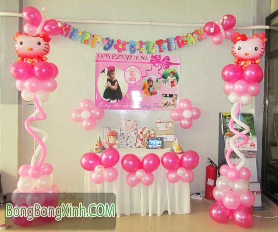 Bàn quà sinh nhật màu hồng đáng yêu cho bé 0122