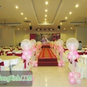 Đường dẫn tiệc cưới bong bóng lồng hồng 031