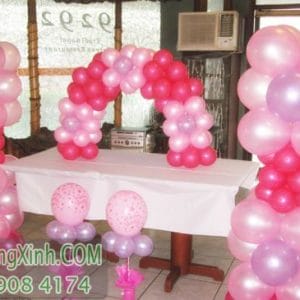Trang trí bàn kí tên tiệc cưới màu hồng BKT038