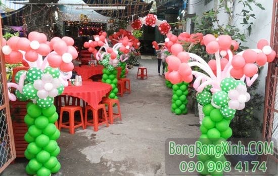 Trang trí đường dẫn bong bóng tiệc cưới tại nhà DDTC037 Trang trí đường dẫn bong bóng tiệc cưới tại nhà DDTC037