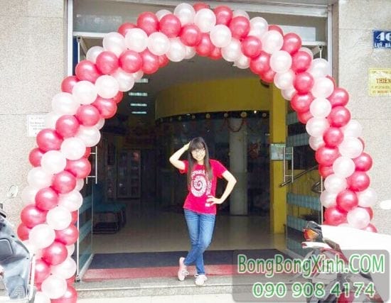 Cổng chào khai trương sự kiện màu đỏ trắng CC056 Cổng chào khai trương sự kiện màu đỏ trắng CC056