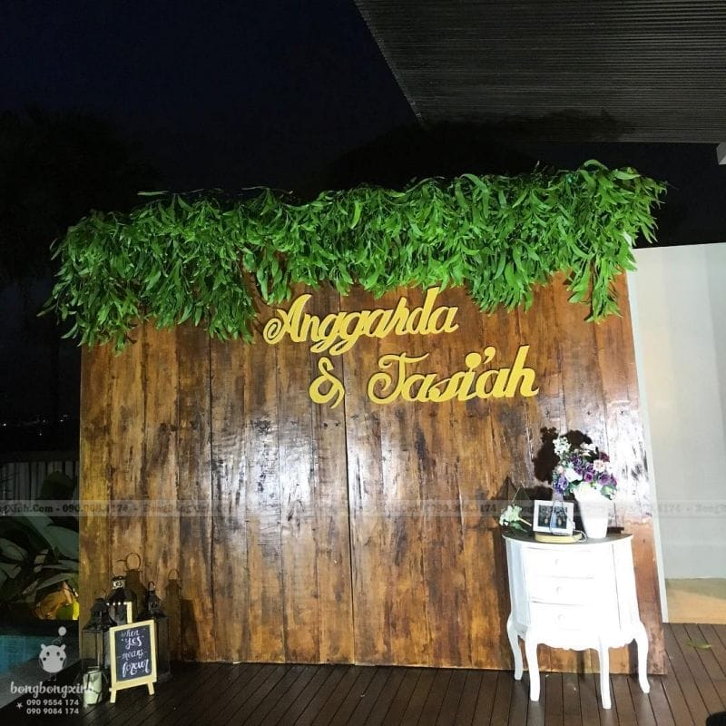 Backdrop tiệc cưới sang trọng gỗ BRC011 Backdrop tiệc cưới sang trọng gỗ BRC011