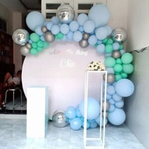 Backdrop đầy tháng bé màu trắng xanh  BBBN155