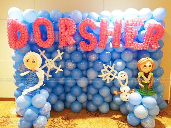 Tiểu cảnh bong bóng Frozen trang trí sinh nhật
