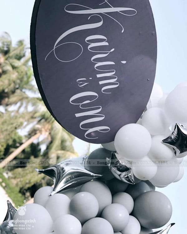 Trụ bong bóng bàn quà sinh nhật trọn gói