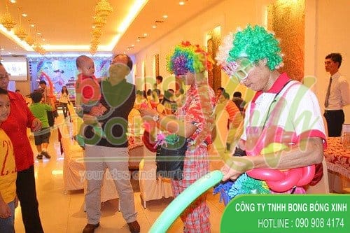 Thuê chú hề thổi bong bóng giá rẻ CH04 Thuê chú hề thổi bong bóng giá rẻ CH04