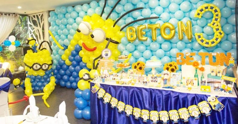 Bàn gallery trang trí sinh nhật cho bé chủ đề Minion Bàn gallery trang trí sinh nhật cho bé chủ đề Minion