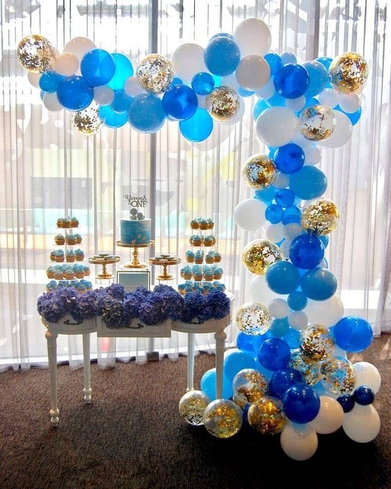 Bàn sinh nhật cho con gái màu xanh dương 002
