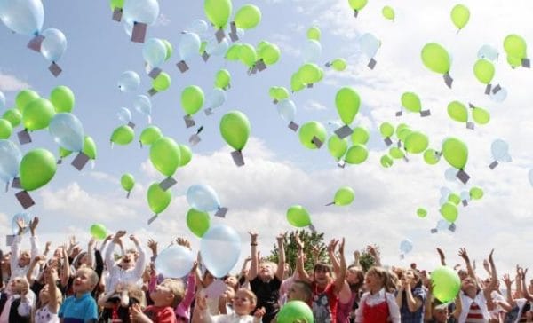 Bong bóng bay khi hidro Bong bóng bay khi hidro