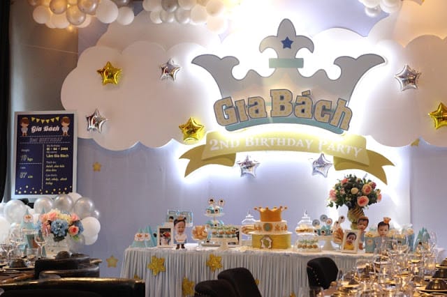 Góc nhìn thật sang của buổi tiệc sinh nhật chủ đề Hoàng Tử Góc nhìn thật sang của buổi tiệc sinh nhật chủ đề Hoàng Tử