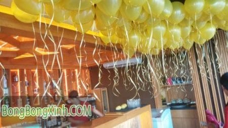Trang trí bong bóng bay tại quán Bar an toàn và hiệu quả Trang trí bong bóng bay tại quán Bar an toàn và hiệu quả
