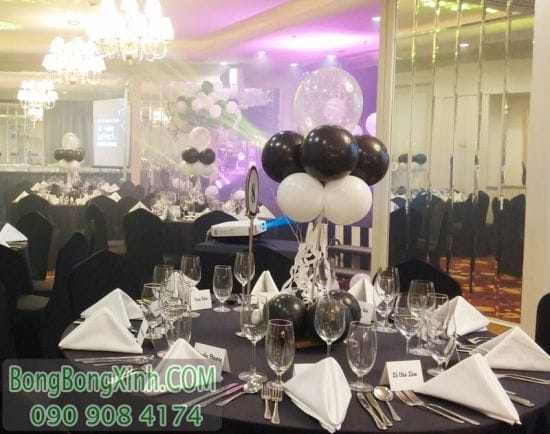 Bàn tiệc bong bóng BT056 sử dụng để trang trí 8/3