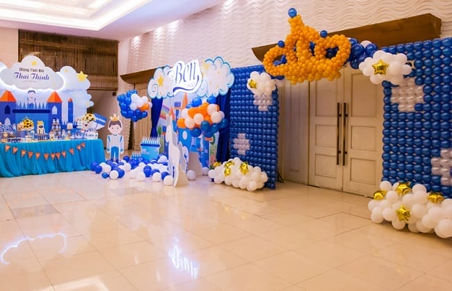 Không gian đặc biệt ấn tượng khi trang trí sinh nhật với màu xanh dương