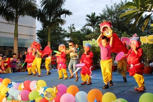 Múa lân rước đèn trung thu Múa lân rước đèn trung thu