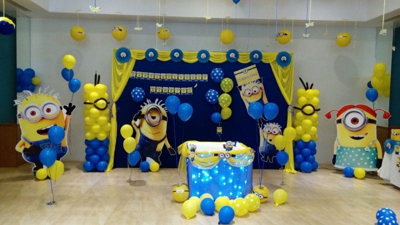 Sân khấu sinh nhật chủ đề Minion
