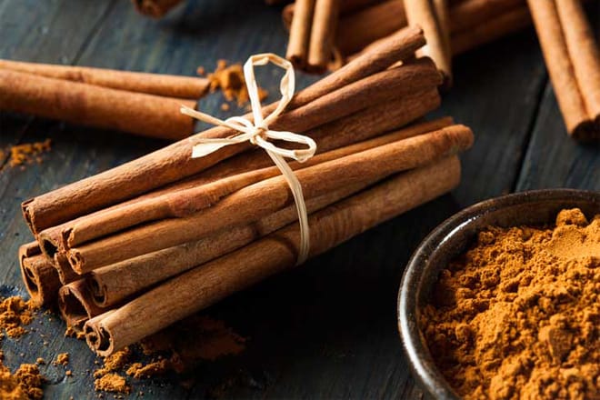 Cách đuổi chuột trong nhà bằng quế