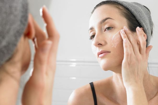 Top 5 loại kem trị nám Thái Lan chính hãng hiệu quả dành cho phái đẹp dùng kem tri nam