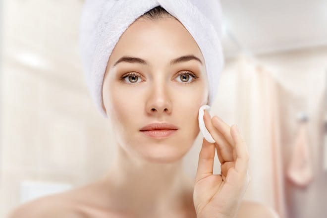 Cách chăm sóc da sau khi điều trị nám bằng laser cần lưu ý những gì Chăm sóc da sau điều trị nám cẩn thận