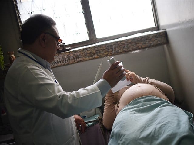 Phụ nữ có thể mang thai bao nhiêu lần?  Câu trả lời khiến cư dân mạng ngã ngửa