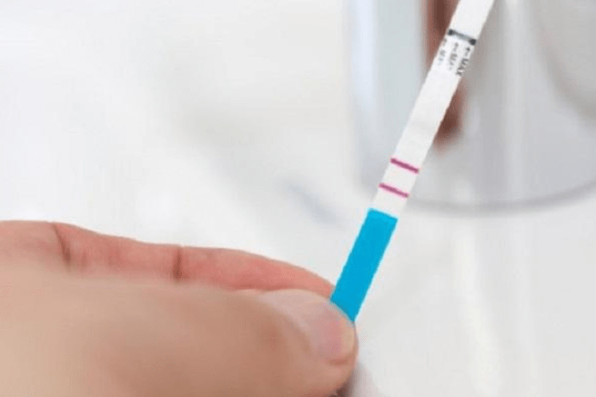 Ý nghĩa của 2 que thử thai đậm, nhạt và nhạt là gì?  - 4