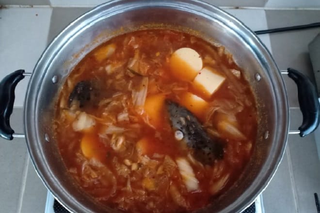 Kimchi và thức ăn
