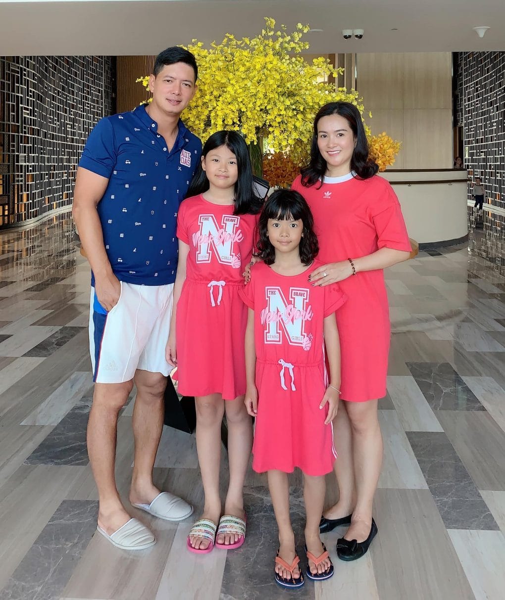 Ngỡ ngàng với chiều cao vượt trội của con gái 12 tuổi Bình Minh tho6 16303366372972086325237